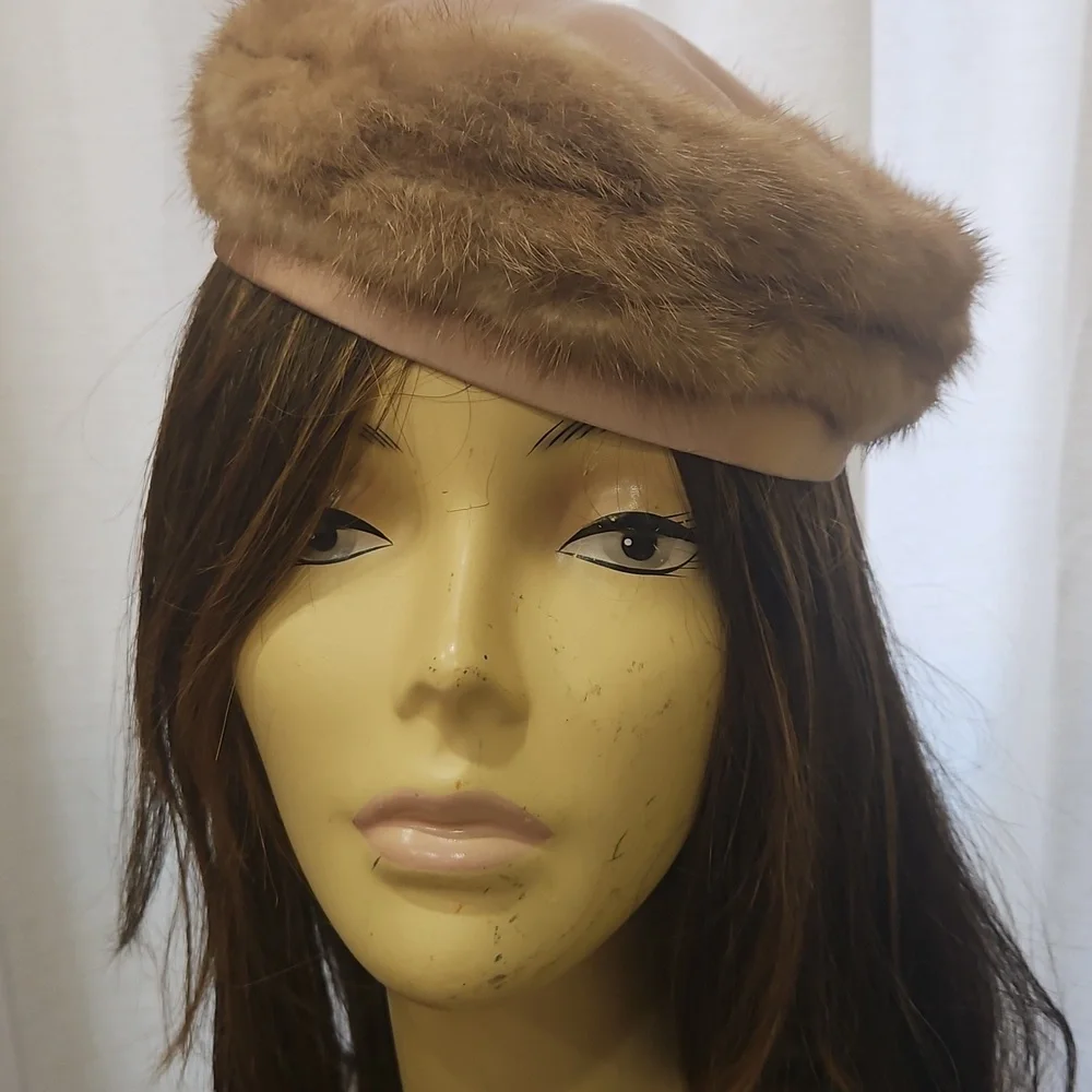 VINTAGE MINK FUR TAUPE AND MUTED BLUSH MINK PILL‎ BOX HAT